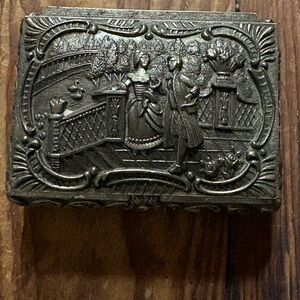 1940s Vintage Victorian Silver footed Trinket Box